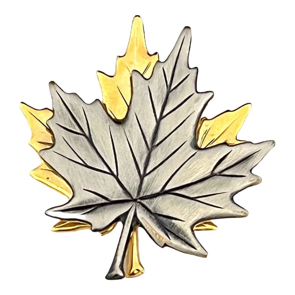 Vintage 1980s Brooch Maple Leaf Two Tone Gold Silver Pin - 4L